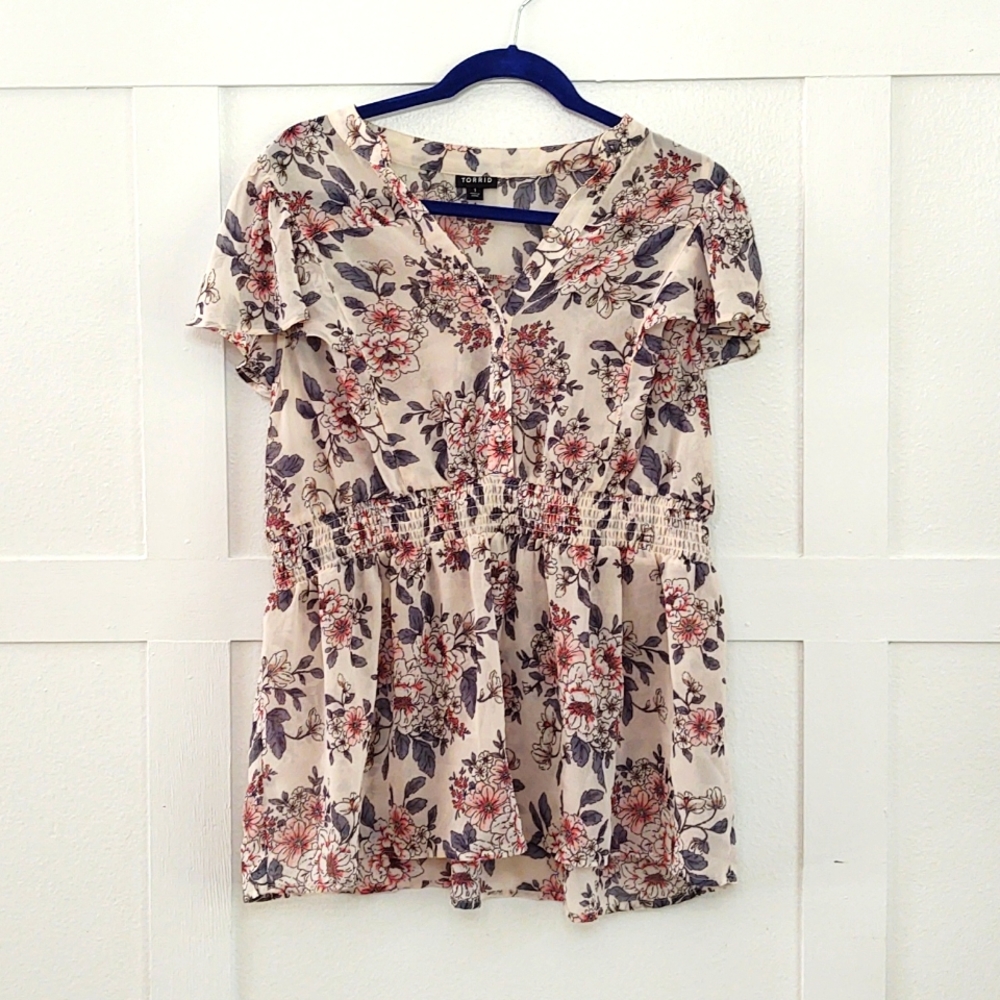 Torrid Sleeveless Blouse Size 1
